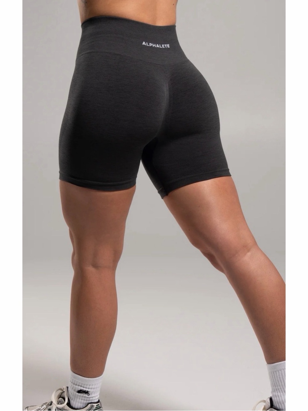Alphalete Pump High Rise Shorts Grey